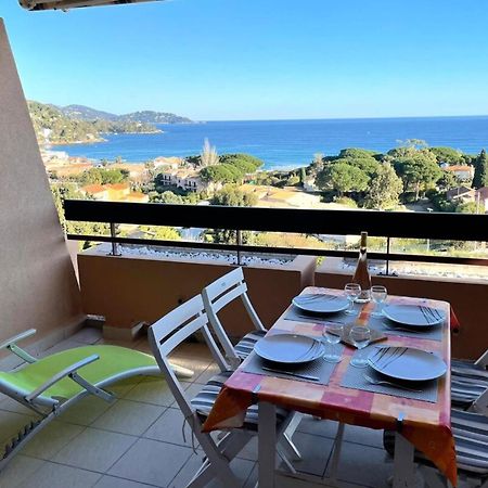 T2 In Saint-Clair - Exceptional View! Rated 3 Apartment Le Lavandou Bagian luar foto